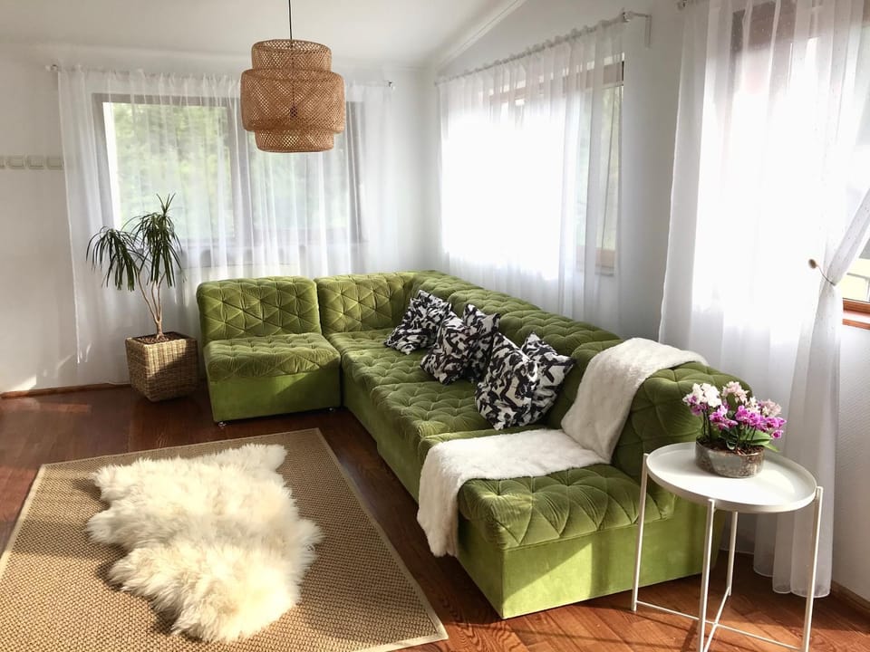 AmurguluiBnB 3-Bedroom Bucegi Mountains Retreat Apartment in Prahova, Romania