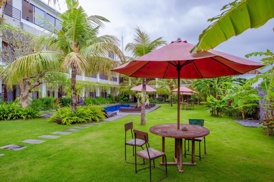 Garden, Swimming pool