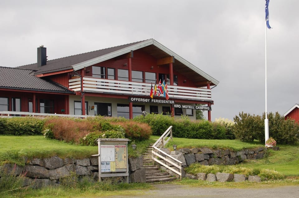 Facade/entrance, Day, Summer
