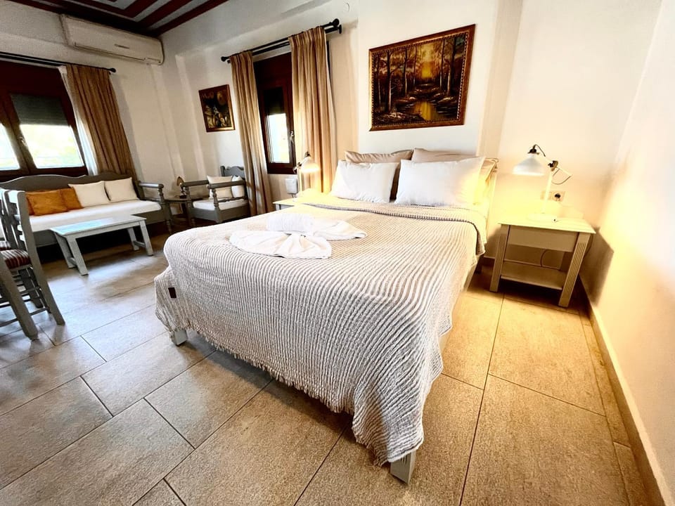 Pantheon Apartments & Studios Apartment hotel in Samos, Greece