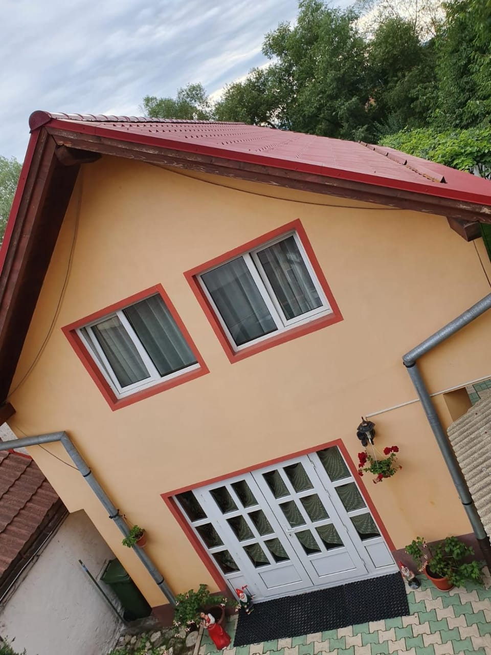 Property building, Facade/entrance