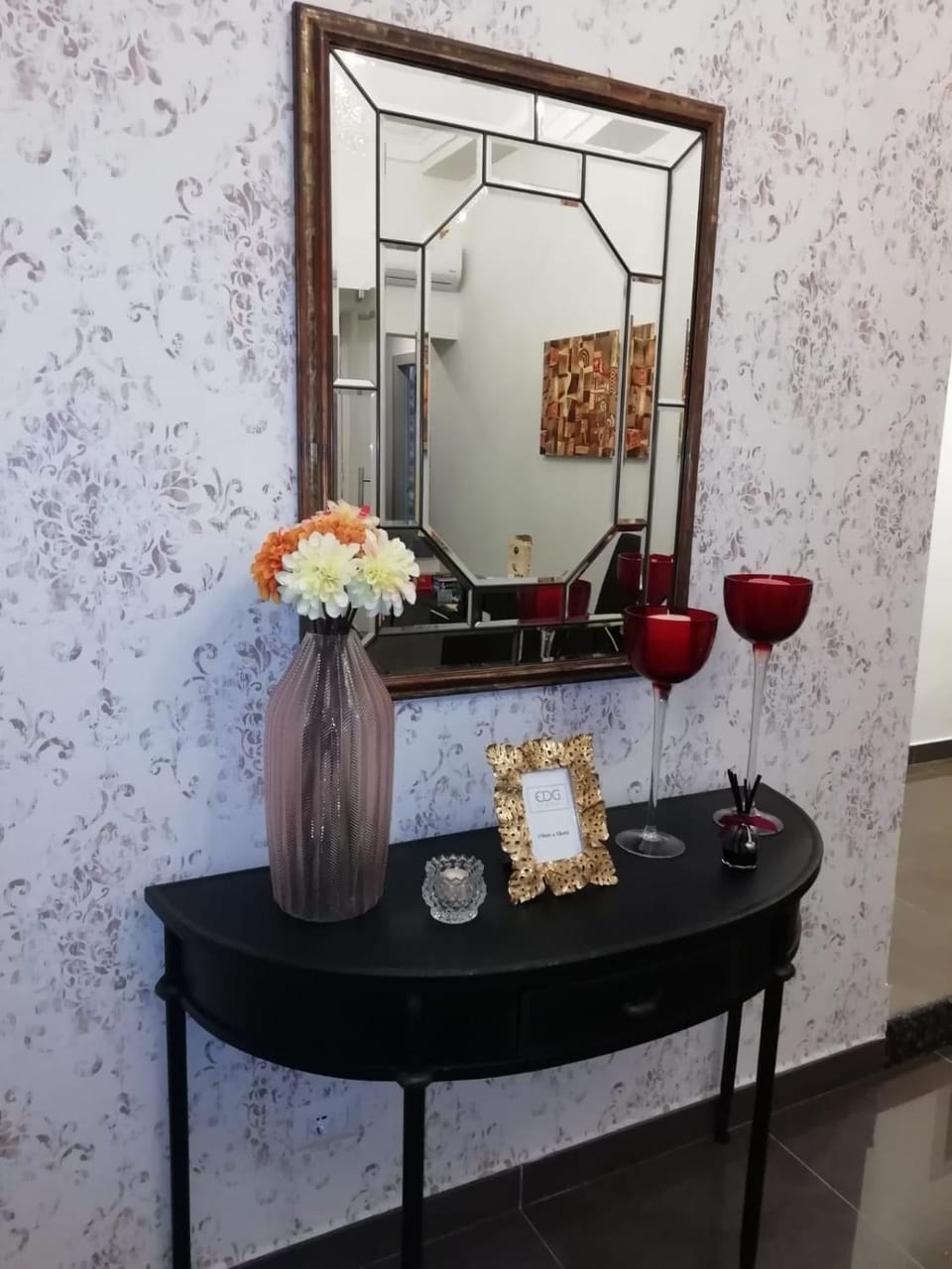 Communal lounge/ TV room, Lobby or reception, Decorative detail, Internal: Not applicable to any particular room