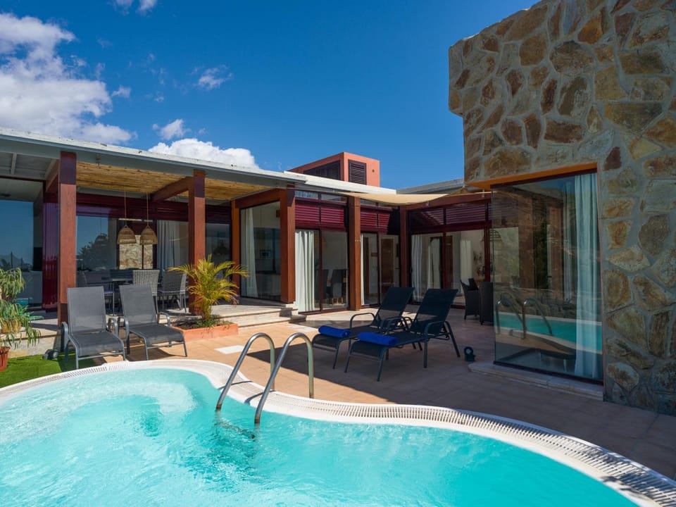 Tauro Villas Villa in Comarca Sur