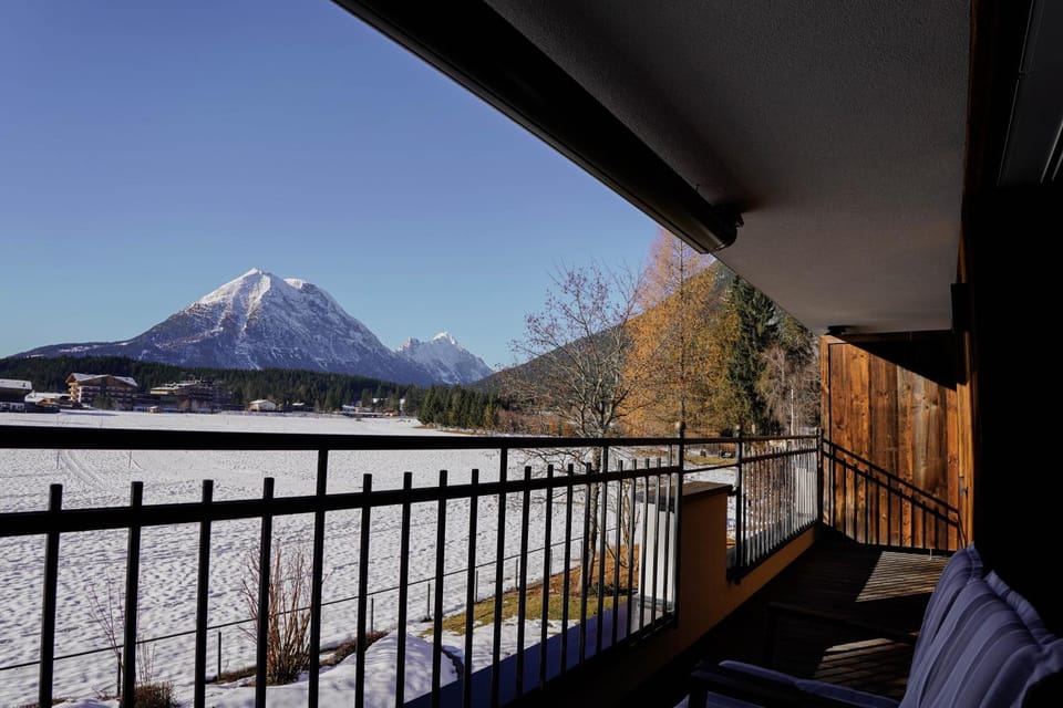 View (from property/room), Mountain view