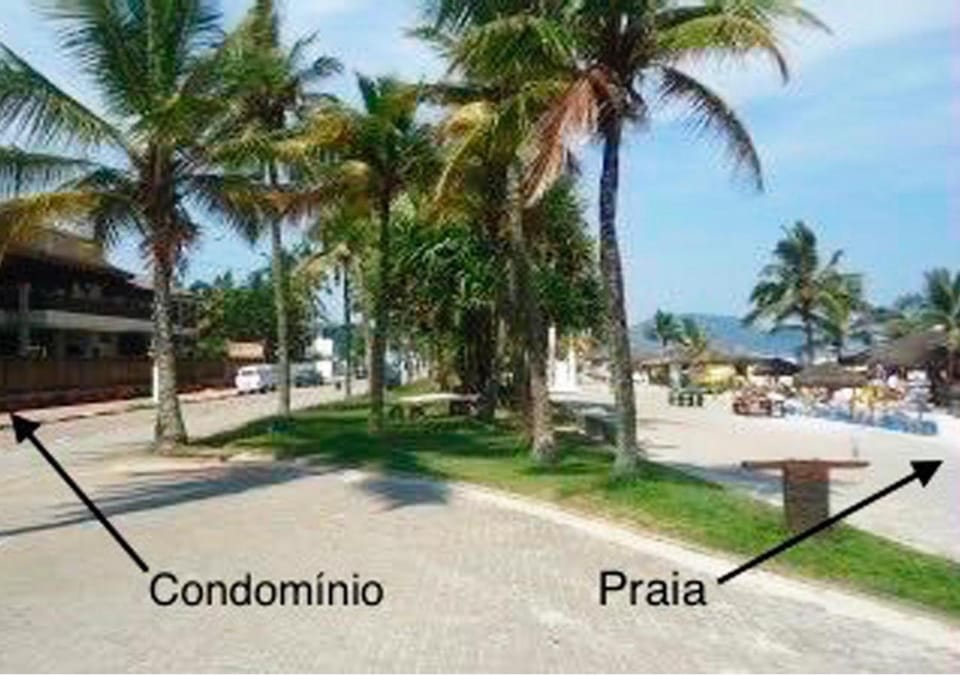 Facade/entrance, Sea view