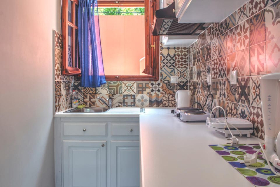 Coffee/tea facilities, Kitchen or kitchenette