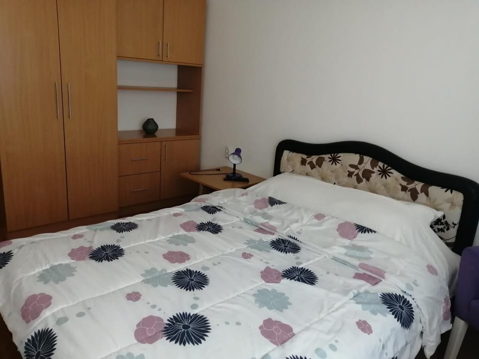 Bed, Bedroom, wardrobe