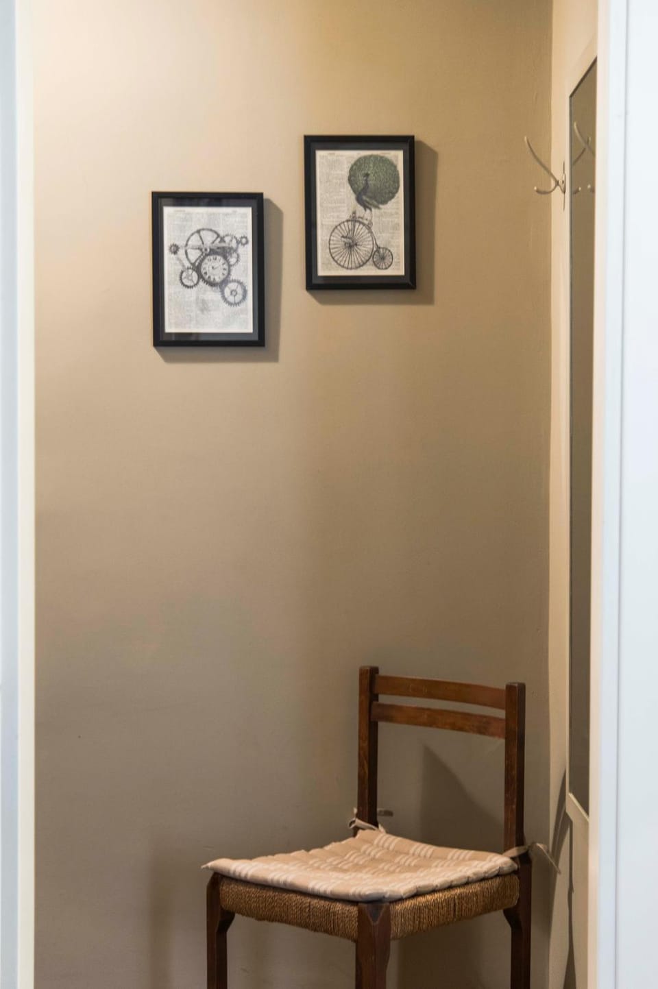 Decorative detail, Bedroom