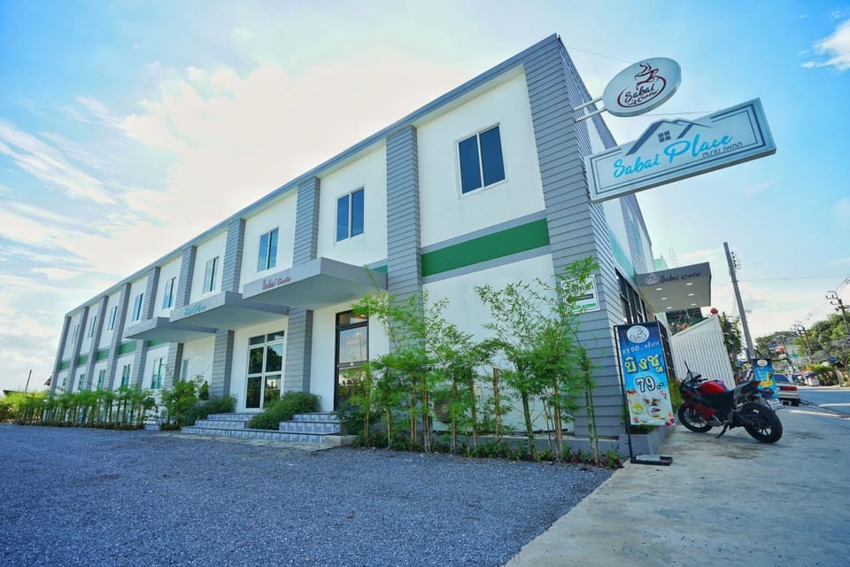 Property building, Facade/entrance