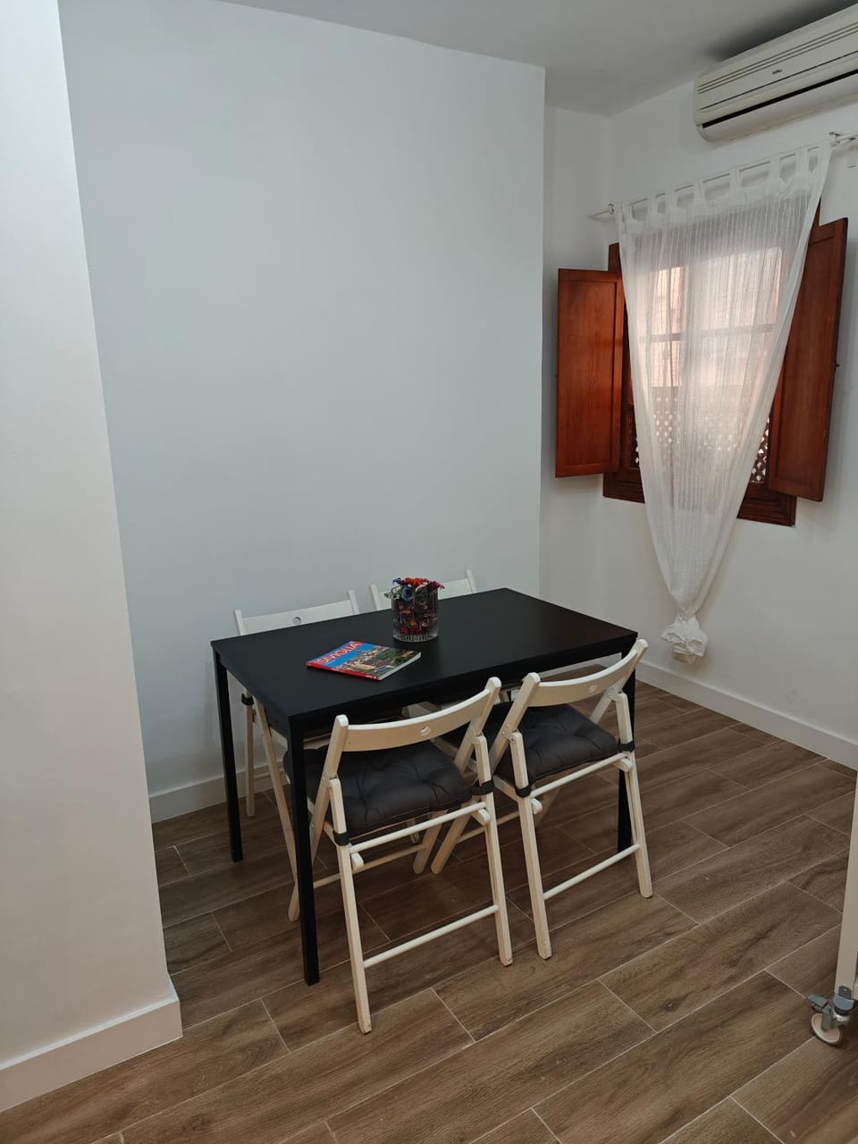 Dining area, air conditioner