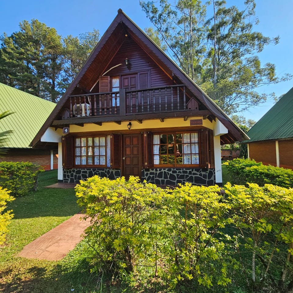 Property building, Day, Garden, Garden view