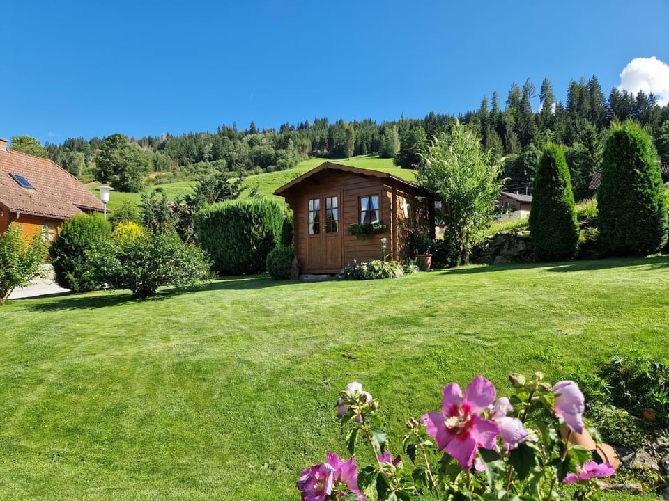 Spring, Summer, Garden, Garden view, Parking