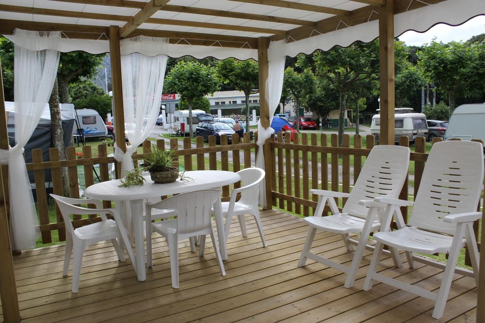 Camping Playa Arenillas Campground/ 
RV Resort in Cantabria