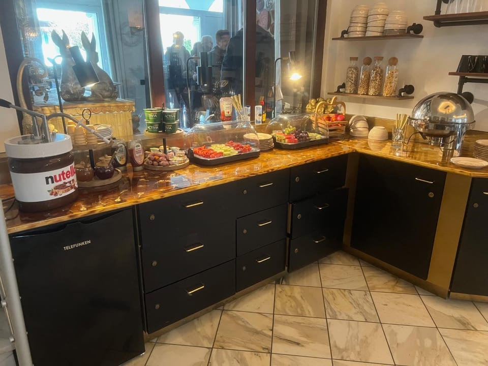 Buffet breakfast