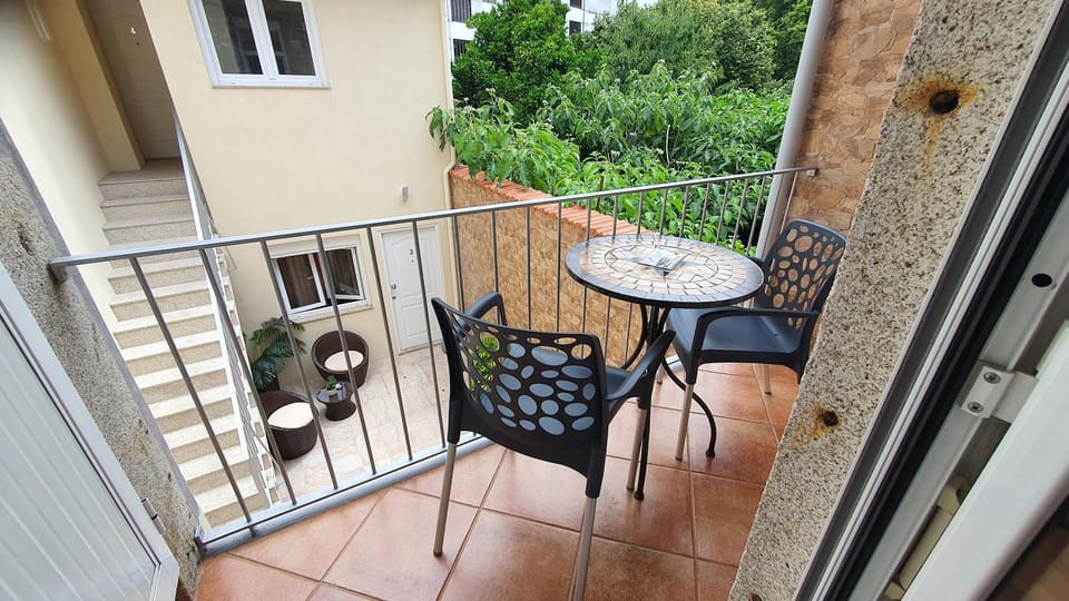 Off site, Balcony/Terrace