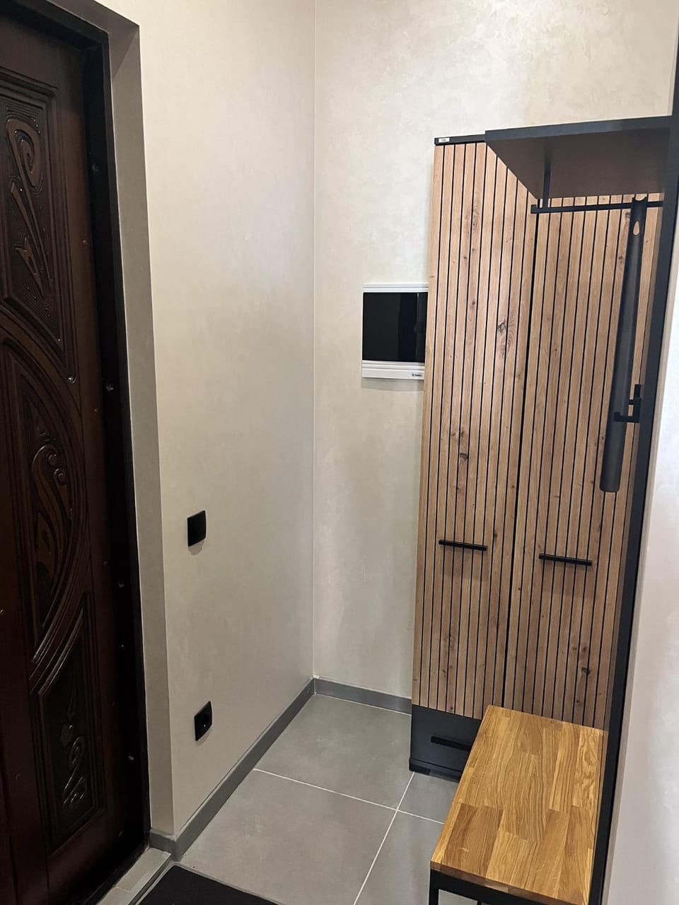 wardrobe