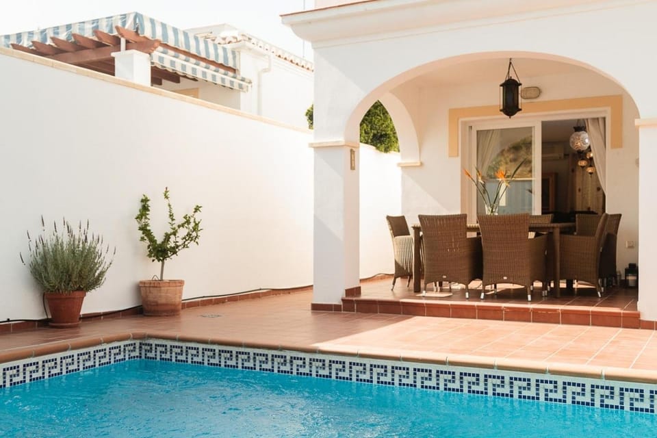 Balcony/Terrace, Swimming pool