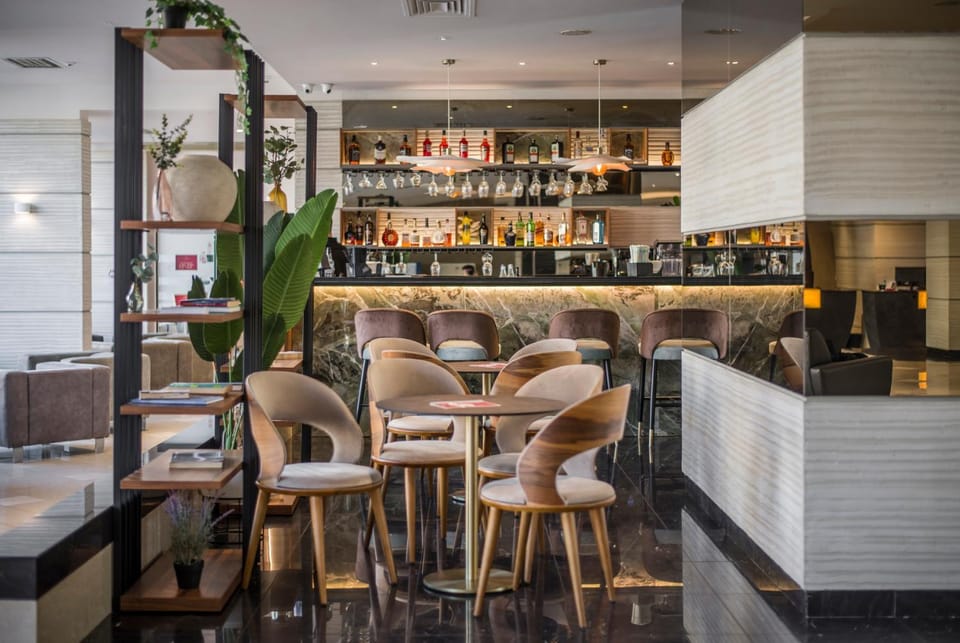 Lounge or bar