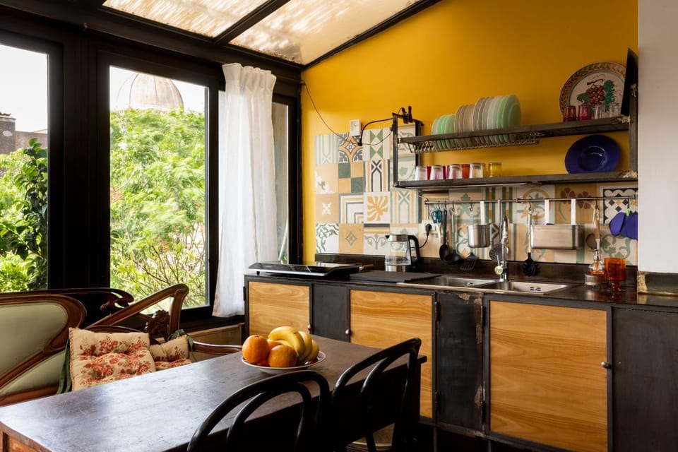 Kitchen or kitchenette