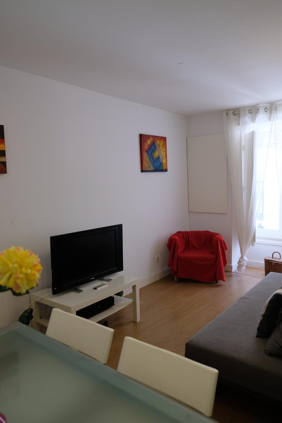 Communal lounge/ TV room