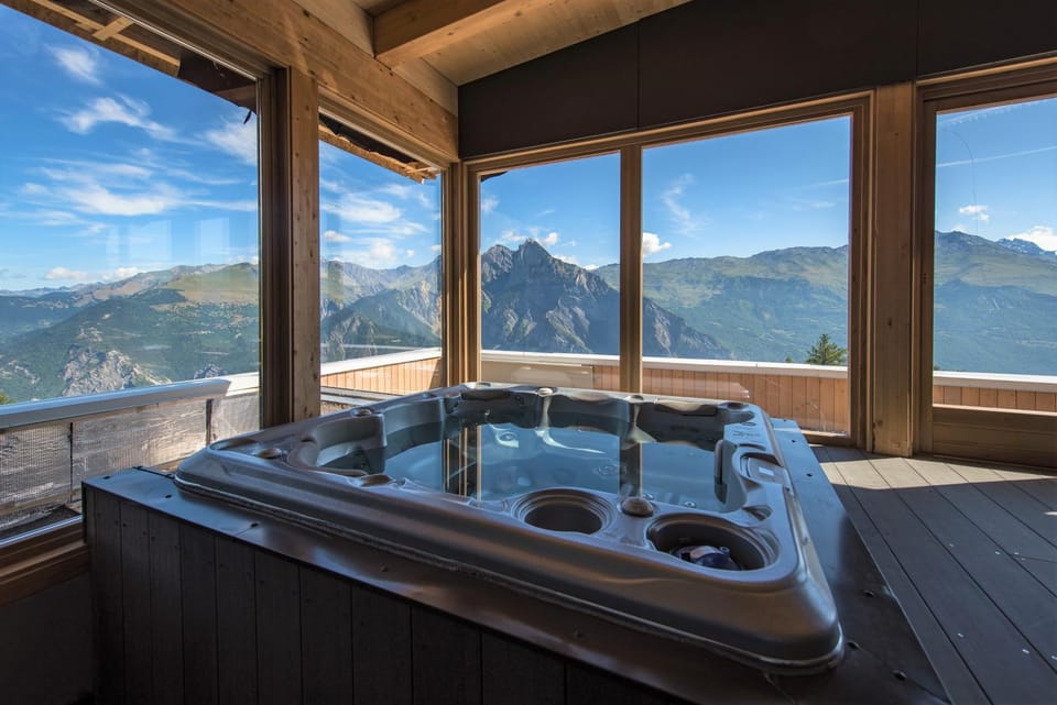 Hot Tub, Spa and wellness centre/facilities, Mountain view