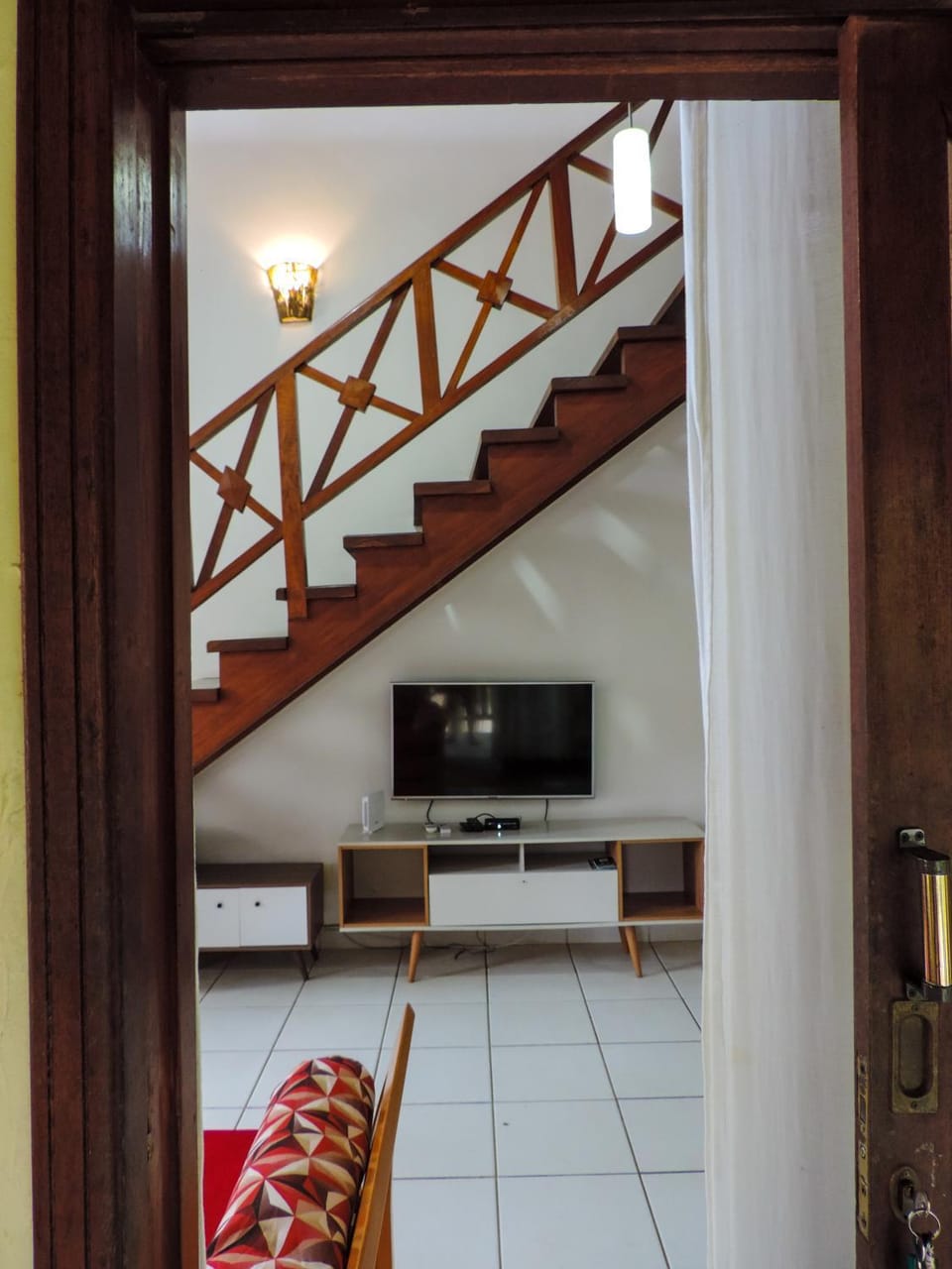 Communal lounge/ TV room, Facade/entrance, TV and multimedia
