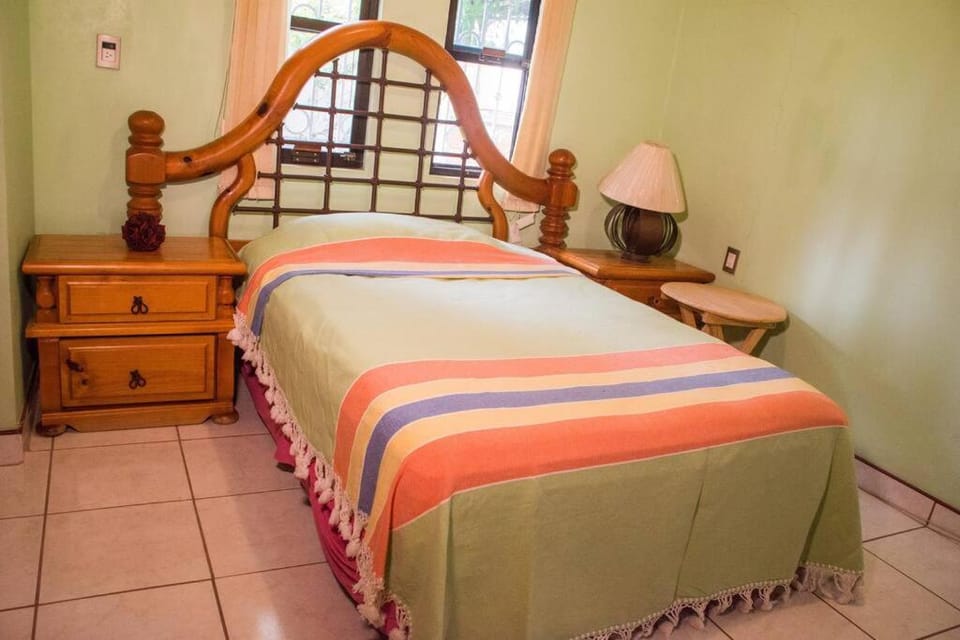 Casa grande y privada, jardín & estacionamiento House in State of Oaxaca