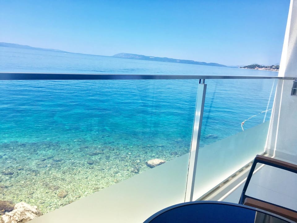 Apartment Sol - 5m from the sea Apartment in Split-Dalmatia County