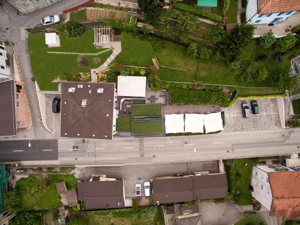 Day, Bird's eye view