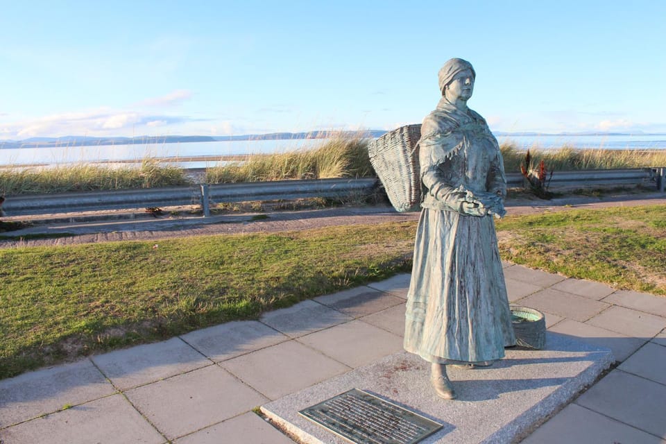 Nearby landmark, Day, Natural landscape, Beach, Sea view
