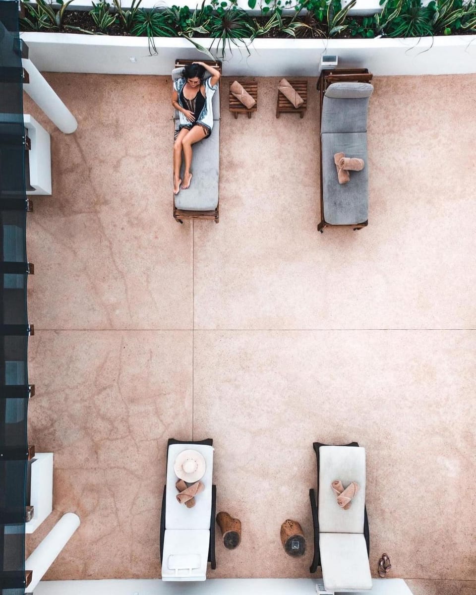 Property building, Off site, Balcony/Terrace, Swimming pool