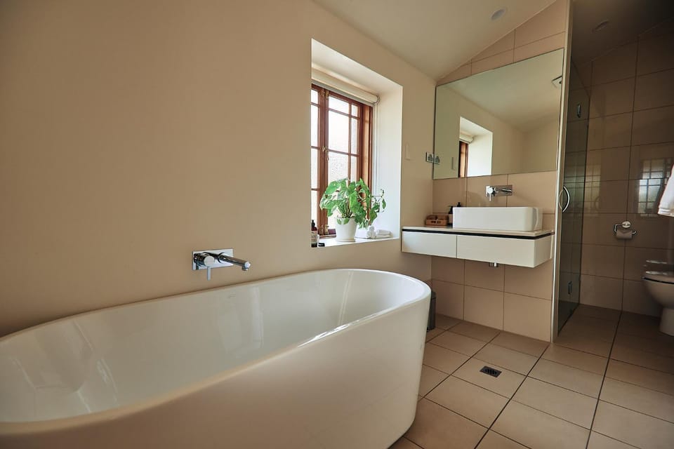 Bathroom, Bath