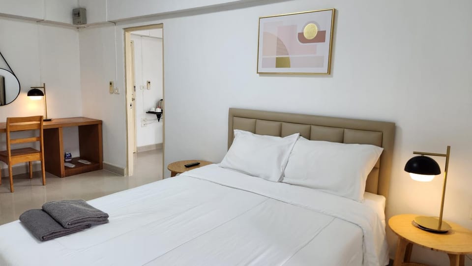 Bed, Bedroom