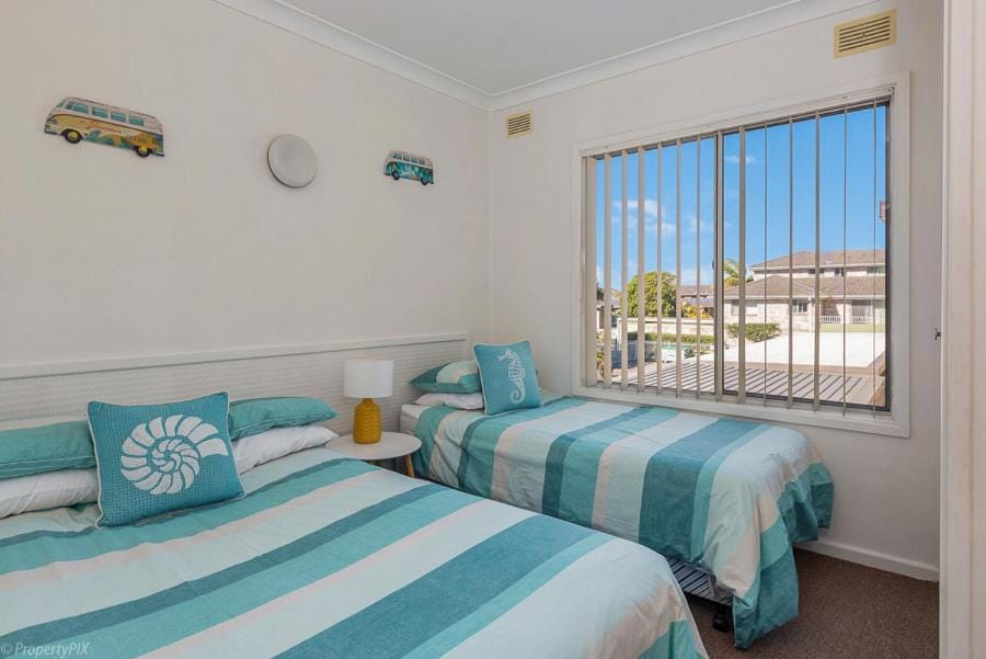 Jamaica Holiday Units Apartment in Forster