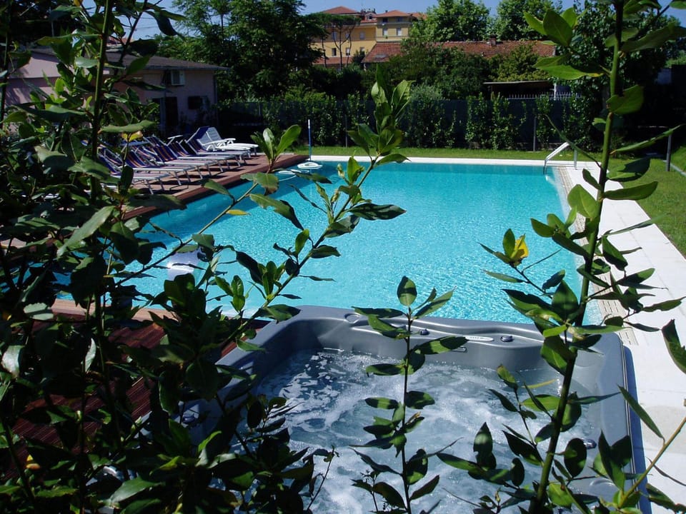 Day, Hot Tub, Pool view, Swimming pool, Swimming pool