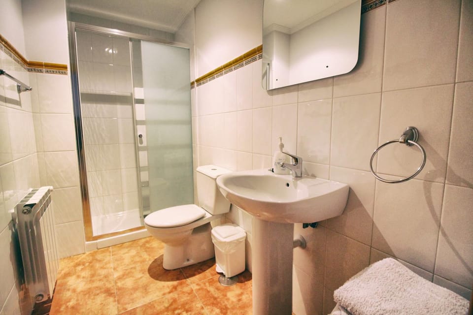 Apartamentos La Fuente de Enmedio Apartment in Cantabria