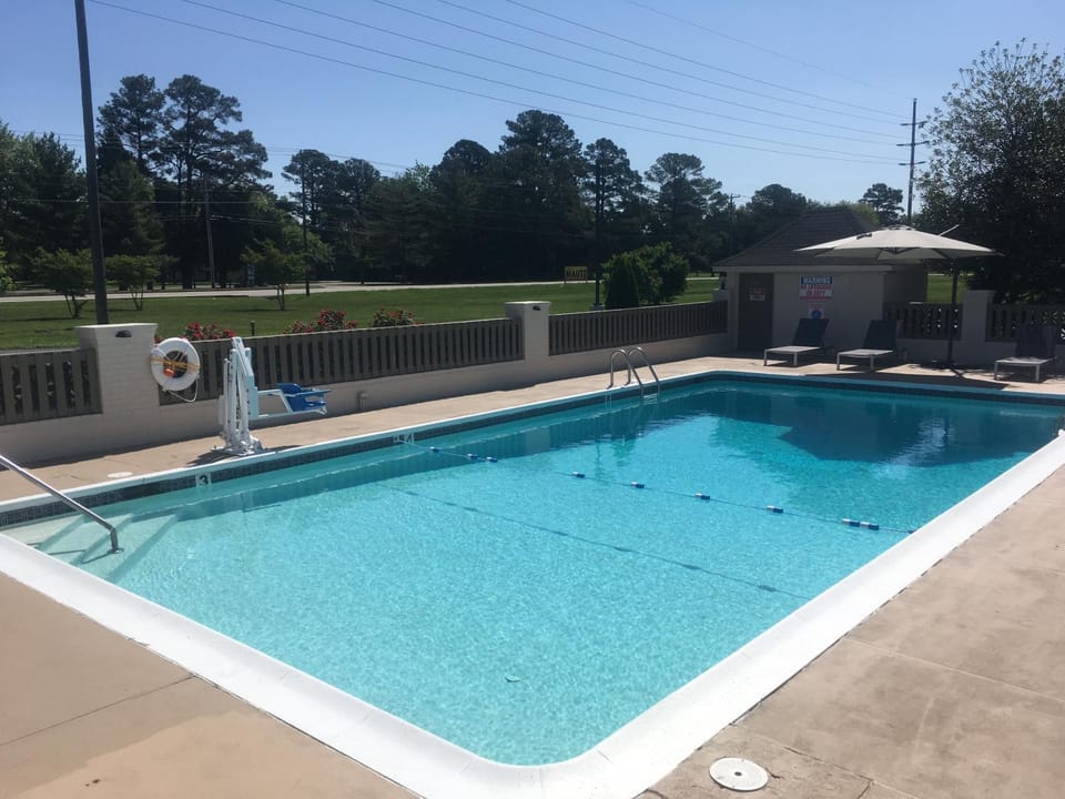 Pool view, Swimming pool, Swimming pool