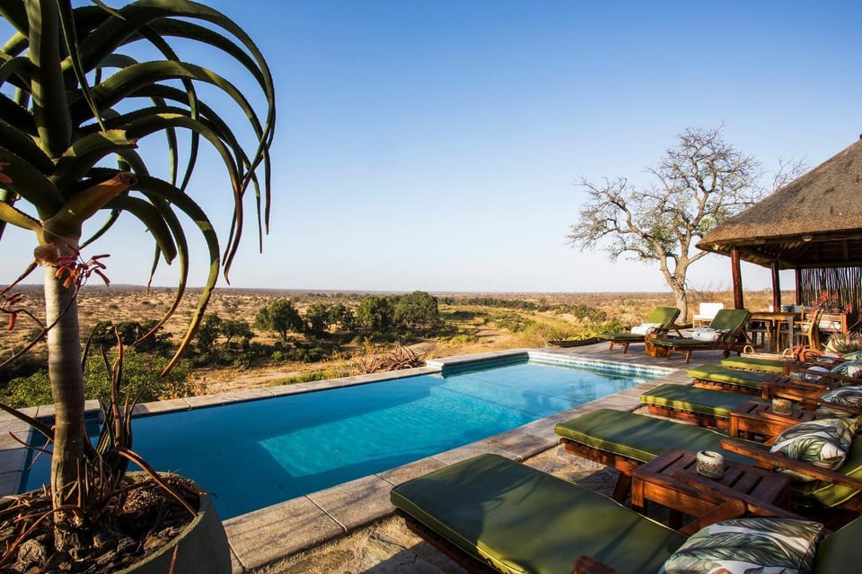 River view, Swimming pool, Swimming pool
