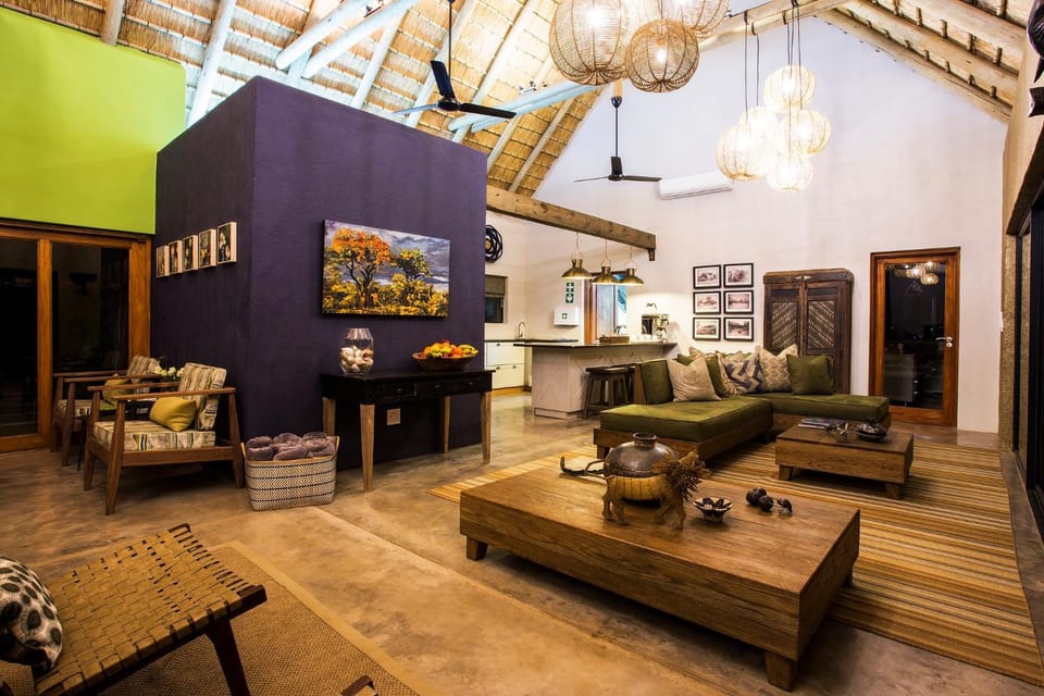 Lounge or bar