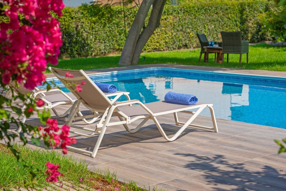 Patio, Garden, Pool view, Swimming pool, Swimming pool