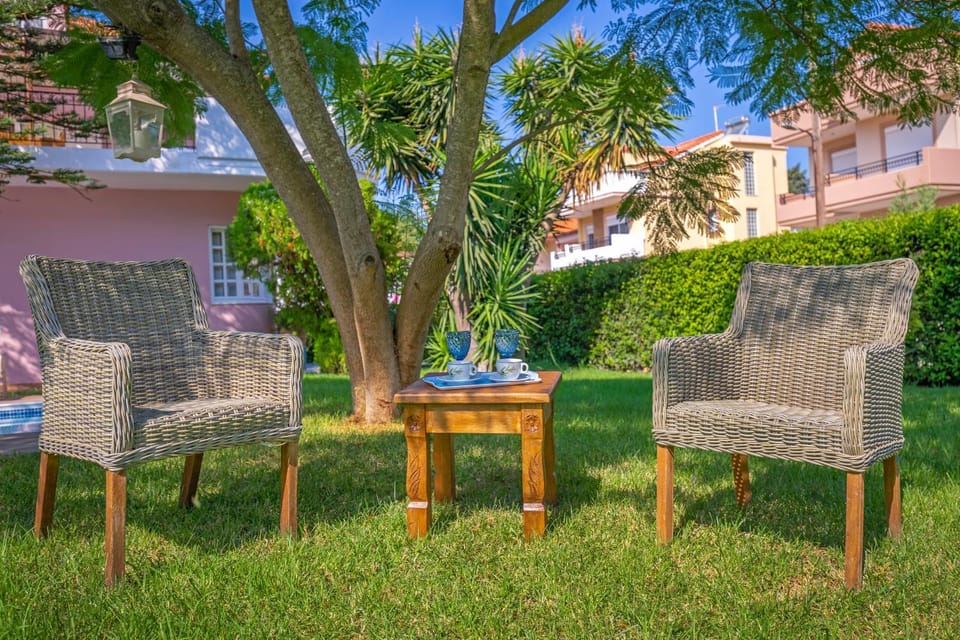 Patio, Garden, Seating area