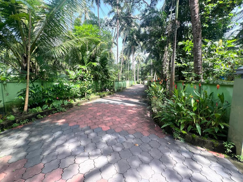 Airavatham Apartments Vacation rental in Kerala