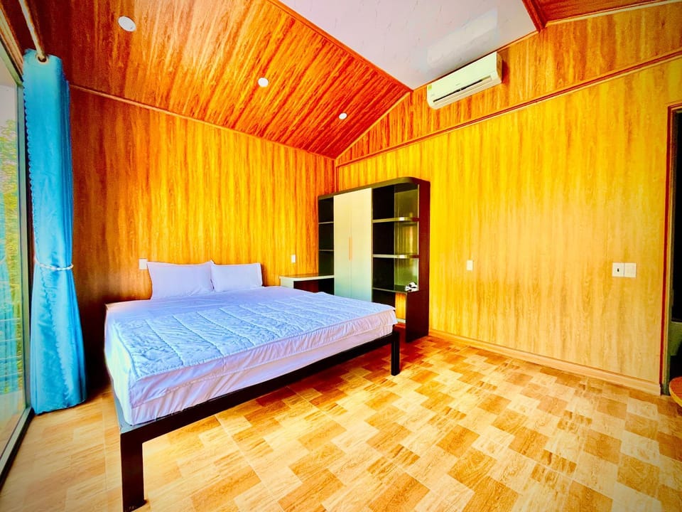Areca Bungalow Campground/ 
RV Resort in Laos