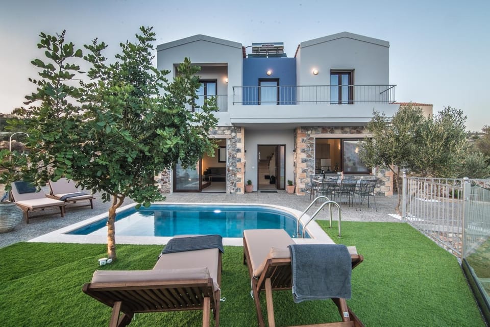 Pool view, Swimming pool, Swimming pool, Inner courtyard view