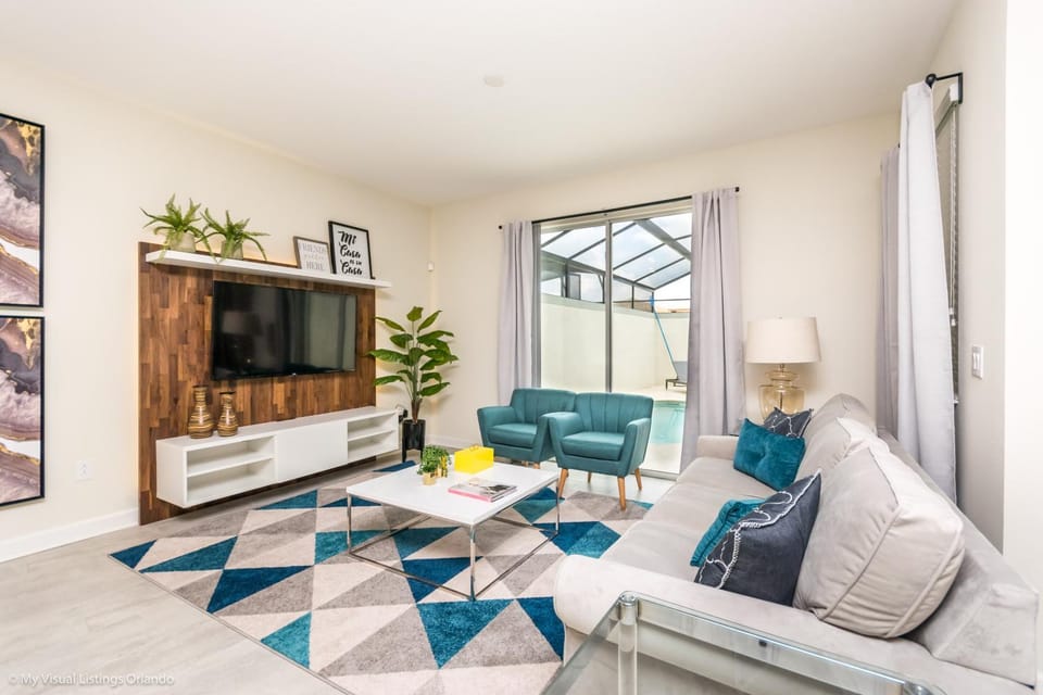 Gorgeous Private Pool Townhome at Champions Gate House in Four Corners