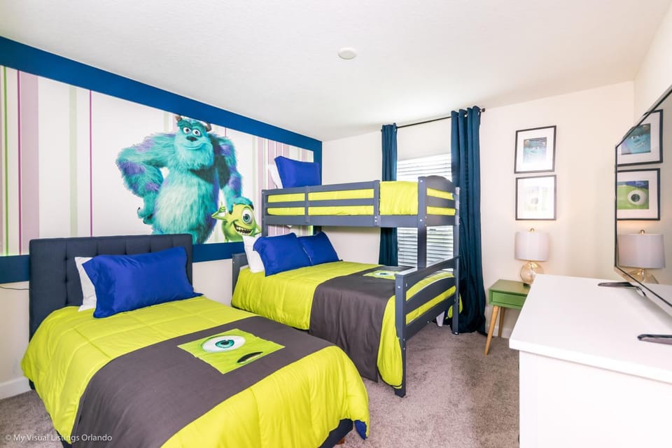 Gorgeous Private Pool Townhome at Champions Gate House in Four Corners