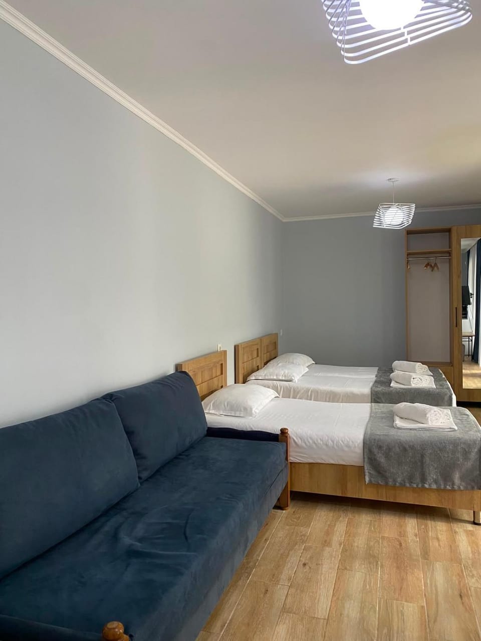 жули Bed and Breakfast in Batumi