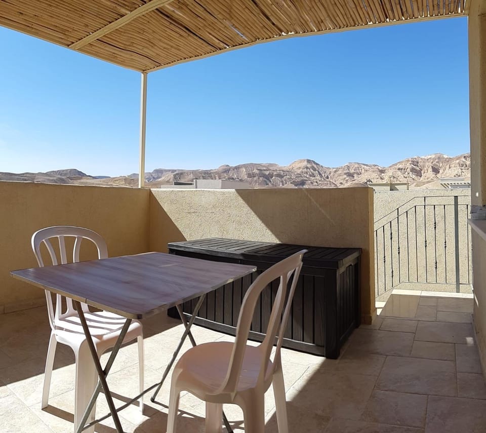 The Birdwatchers Nest Apartment in Eilat
