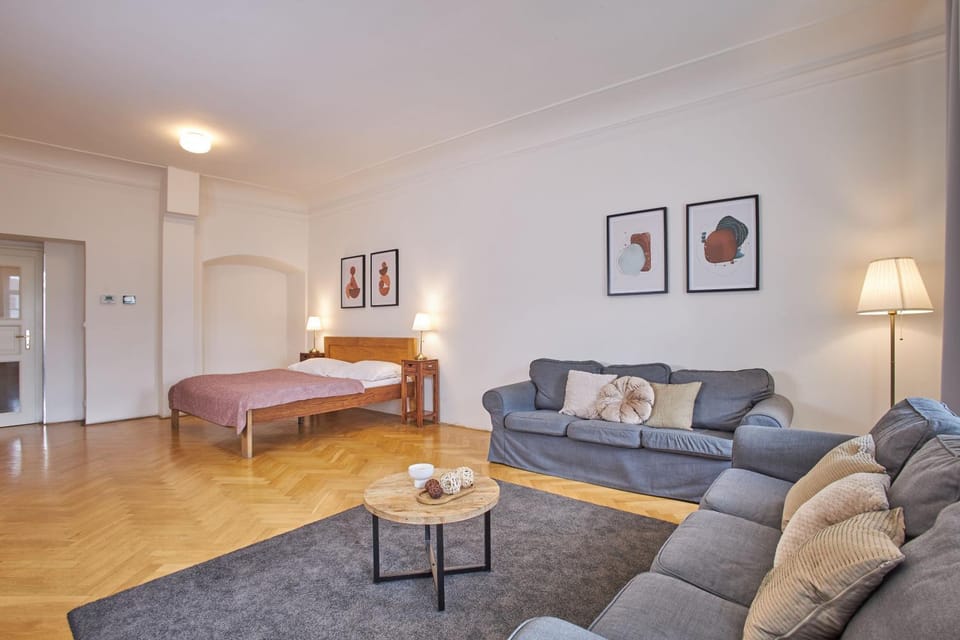 Bed, Living room, Seating area, Bedroom