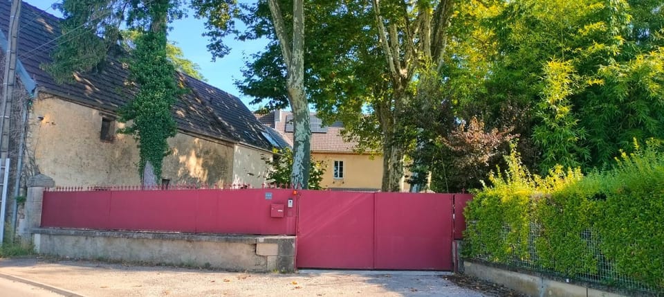 Calme et Volupté Bed and Breakfast in Bourgogne-Franche-Comté